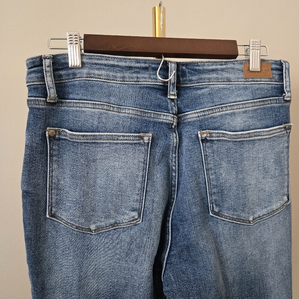 Judy Blue Flare Fit Inseam Panel High Rise Jeans Size 11/30. - Picture 6 of 15